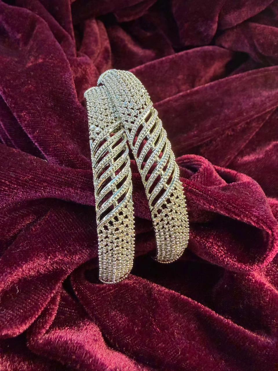 Leaf Pattern Silver Plated Diamond Designer Kada Bangles