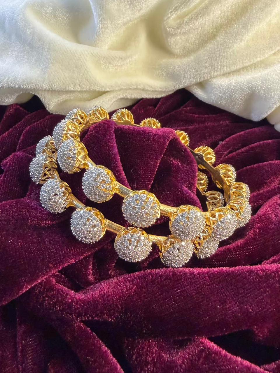 Round Cluster Crystal Gold Plated Statement Kada Bangles Size 2.8