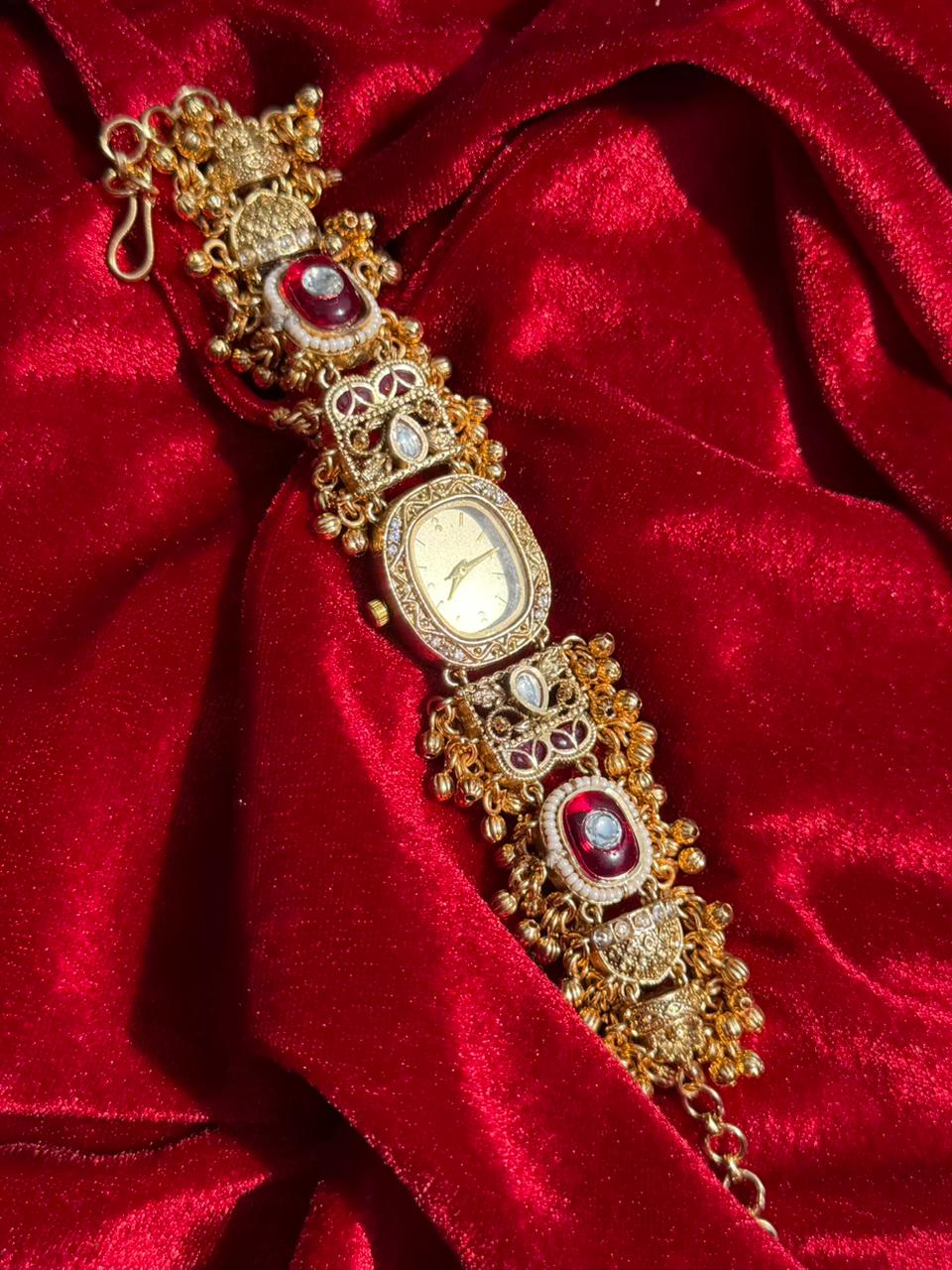 Oval Dial Kundan Ruby Gold Plated Heritage Maharani Watch ( Partial COD 200₹ )