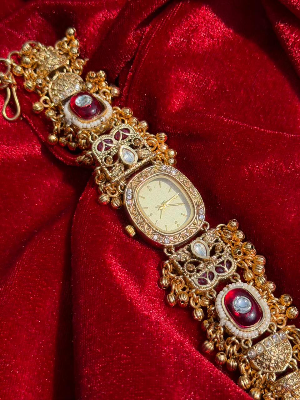 Oval Dial Kundan Ruby Gold Plated Heritage Maharani Watch ( Partial COD 200₹ )