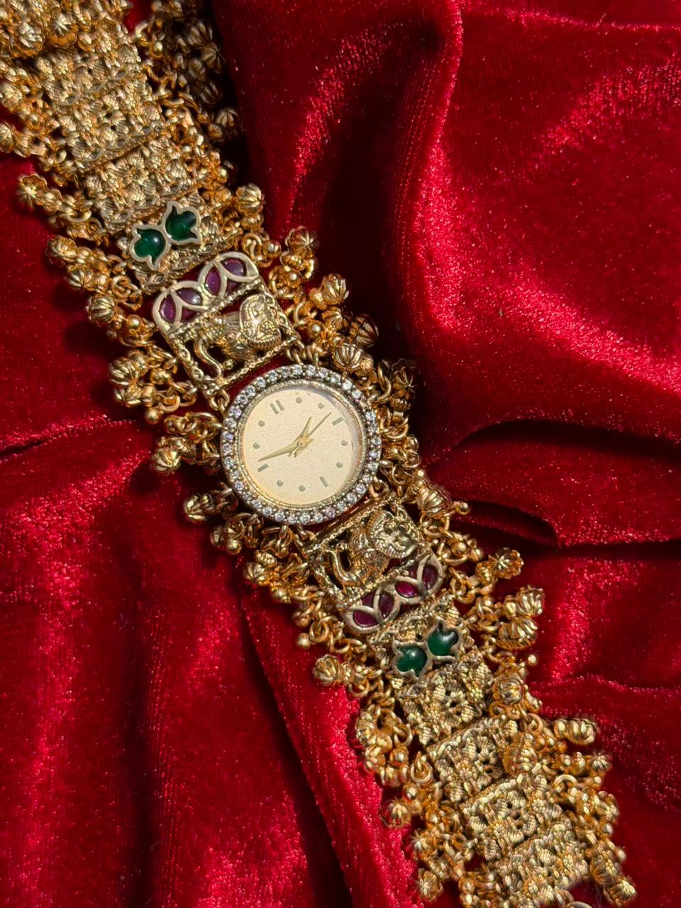 Round Dial Elephant Motif Kundan Gold Plated  Heritage Maharani Watch