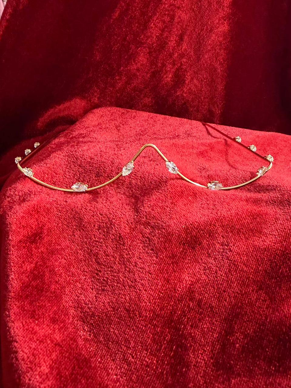 Viral Facelet – Wave Curve Crystal Drop Gold Plated Finish Design (Partial COD ₹200)