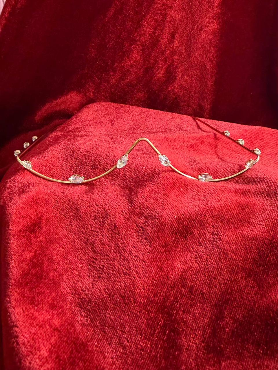 Viral Facelet – Wave Curve Crystal Drop Gold Plated Finish Design (Partial COD ₹200)