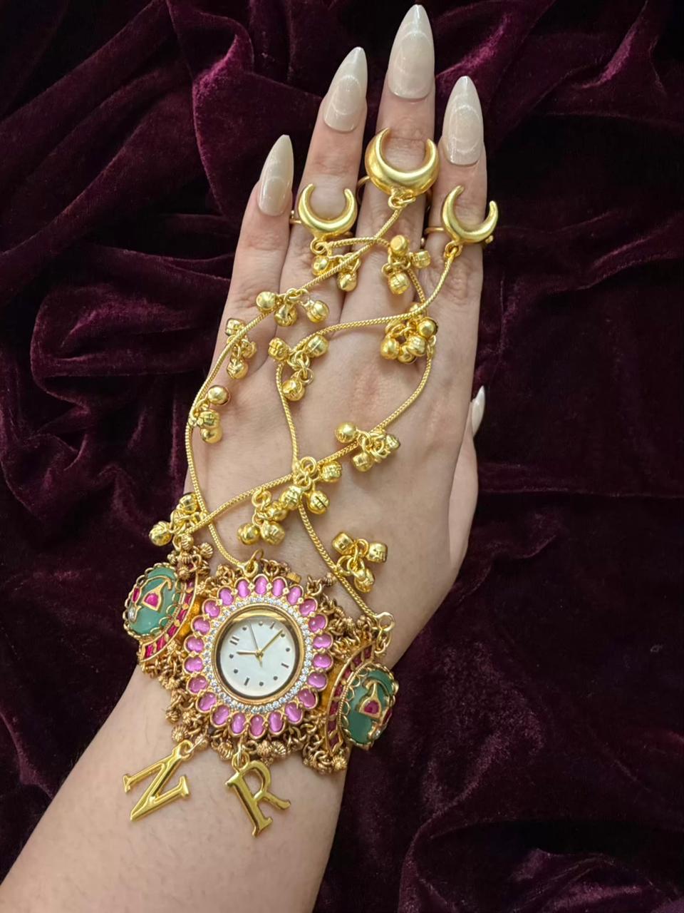 Maharani Heritage Watch Hathphool ( Moon )