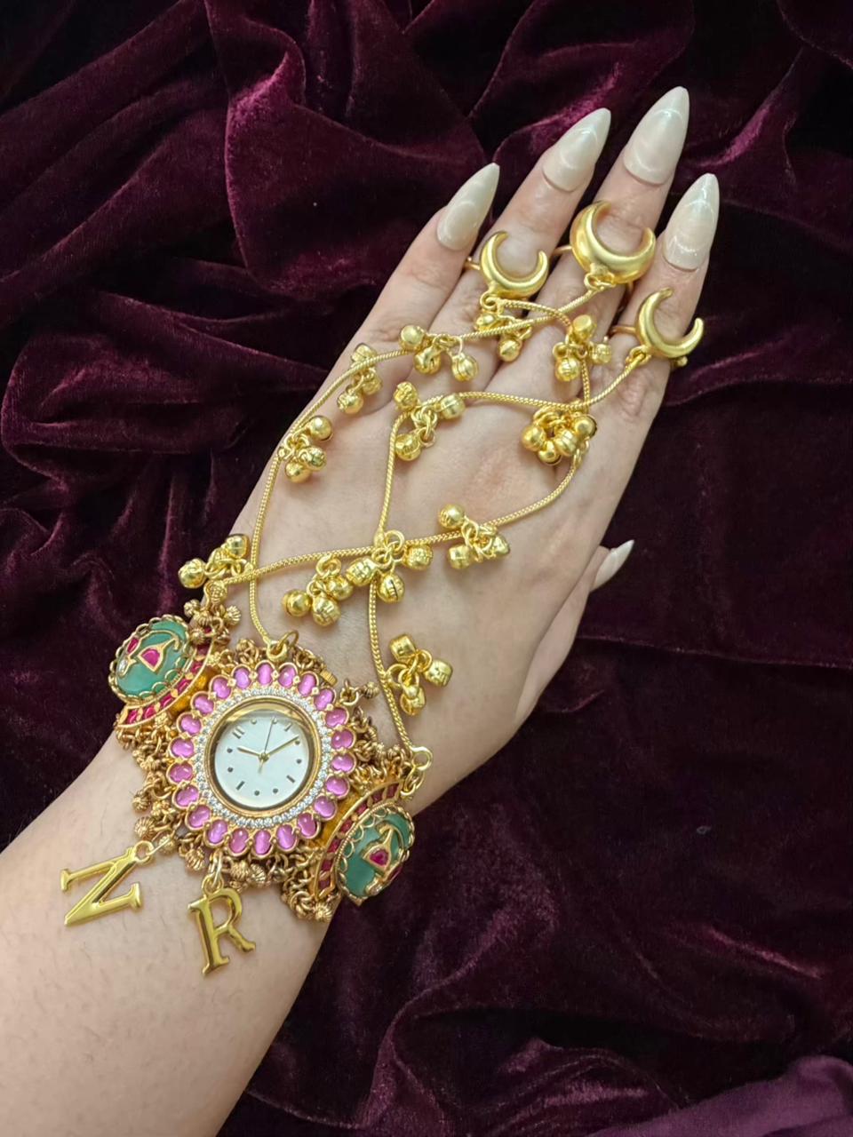 Maharani Heritage Watch Hathphool ( Moon )