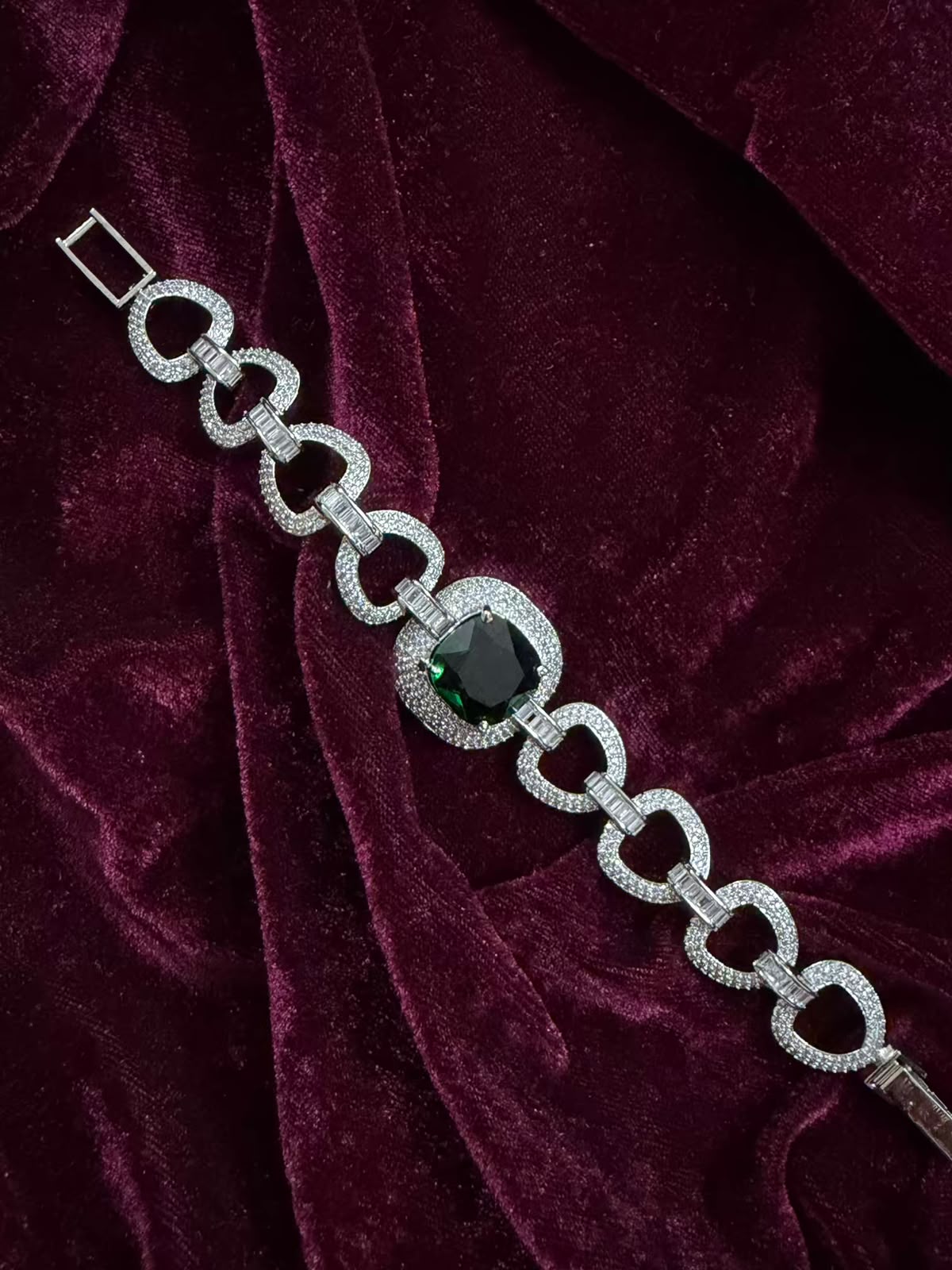 Men's Emerald Royale Rakhi Bracelet