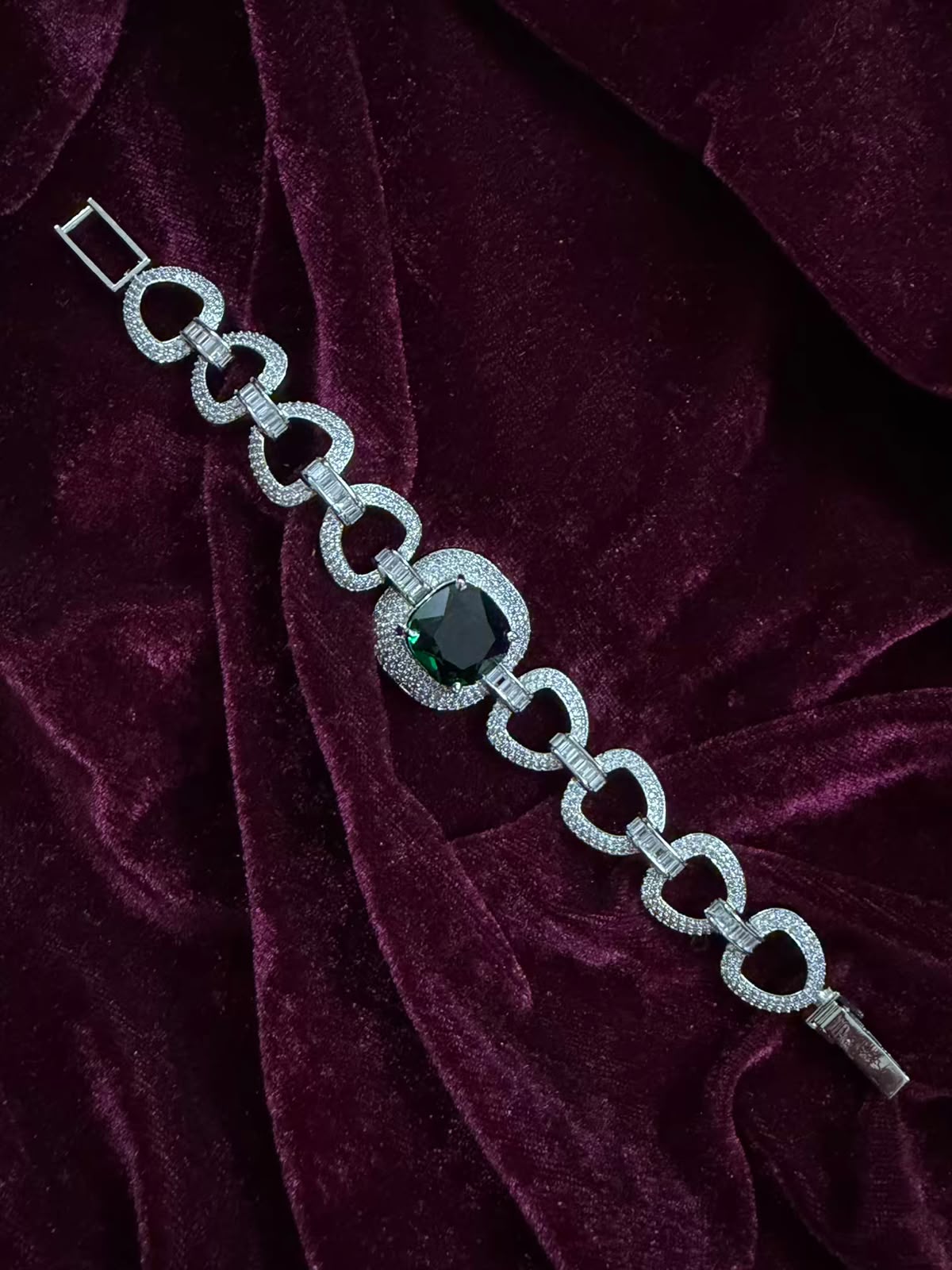 Men's Emerald Royale Rakhi Bracelet