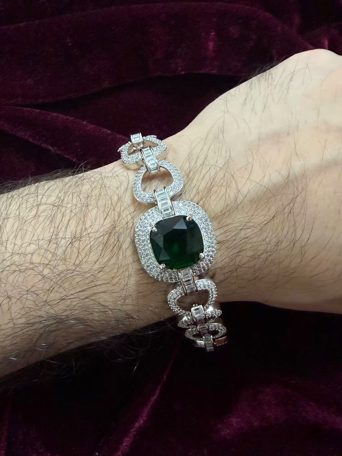 Men's Emerald Royale Rakhi Bracelet