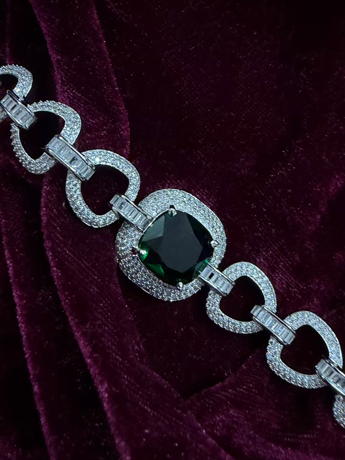 Men's Emerald Royale Rakhi Bracelet