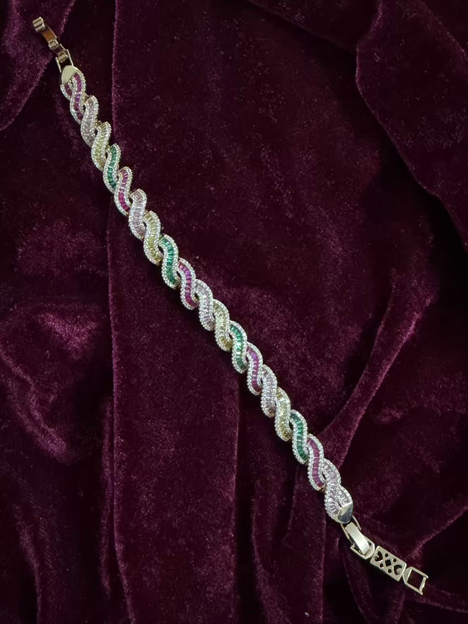 Men's Aurora Twist Rakhi Bracelet