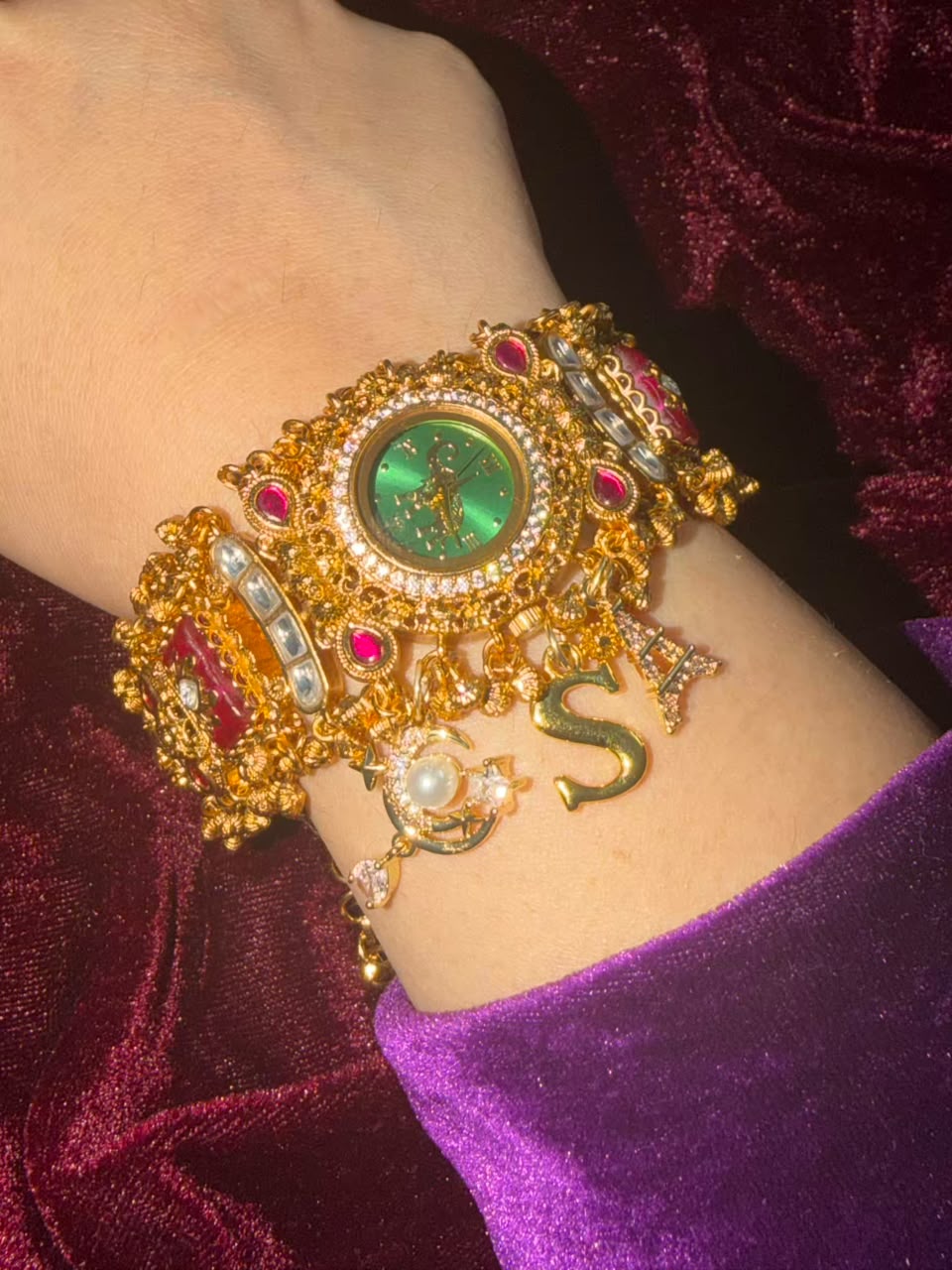 Viral Emerald Royal Round Dial Heritage Watch Rakhi in Premium Swarovski (Free Initial)