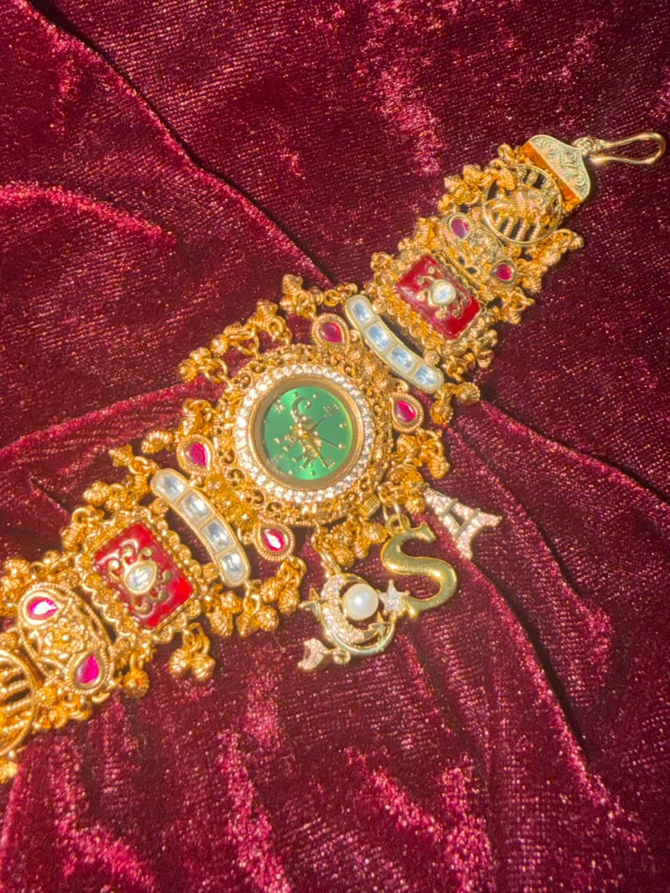 Viral Emerald Royal Round Dial Heritage Watch Rakhi in Premium Swarovski (Free Initial)
