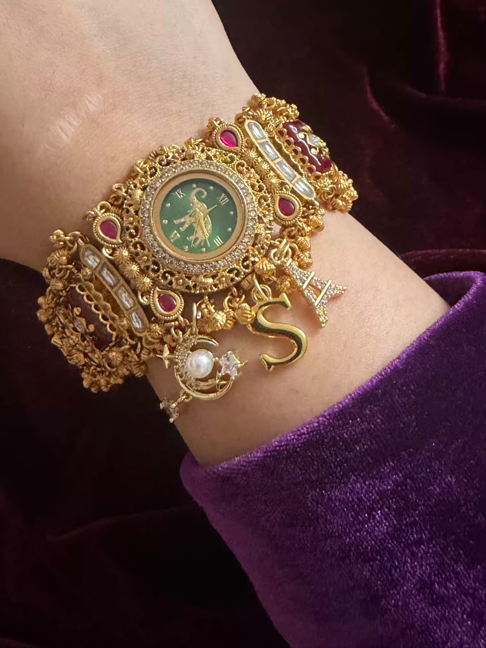 Viral Emerald Royal Round Dial Heritage Watch Rakhi in Premium Swarovski (Free Initial)
