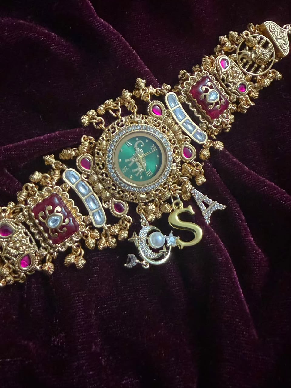 Viral Emerald Royal Round Dial Heritage Watch Rakhi in Premium Swarovski (Free Initial)