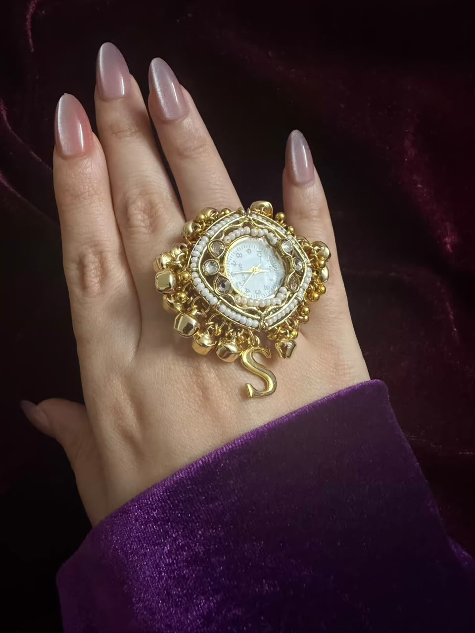 Ghungroo Pearl Dial Maharani Heritage Watch Ring