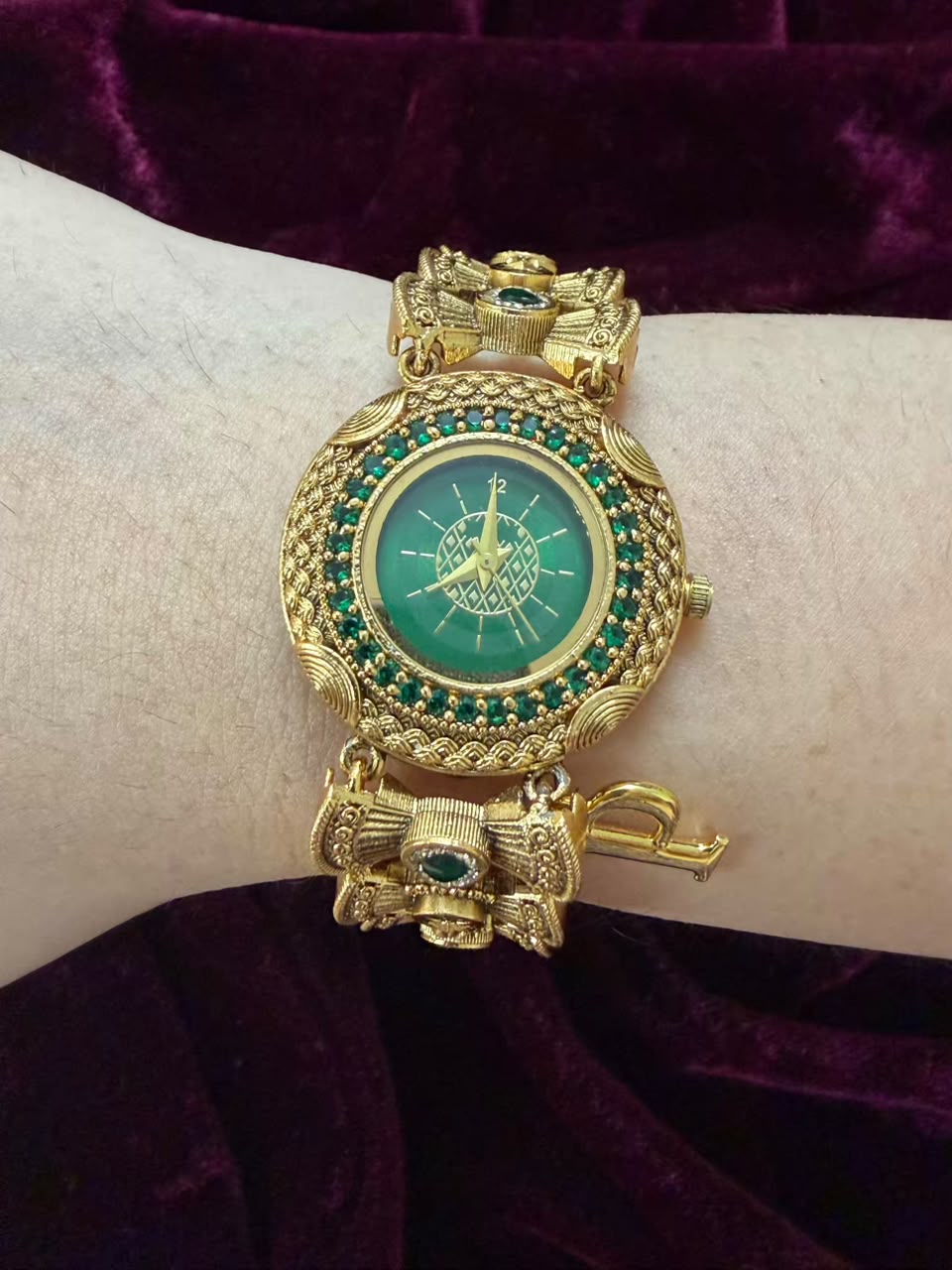 Zamrud Heritage Watch Rakhi in Premium Swarovski (Free Initial)