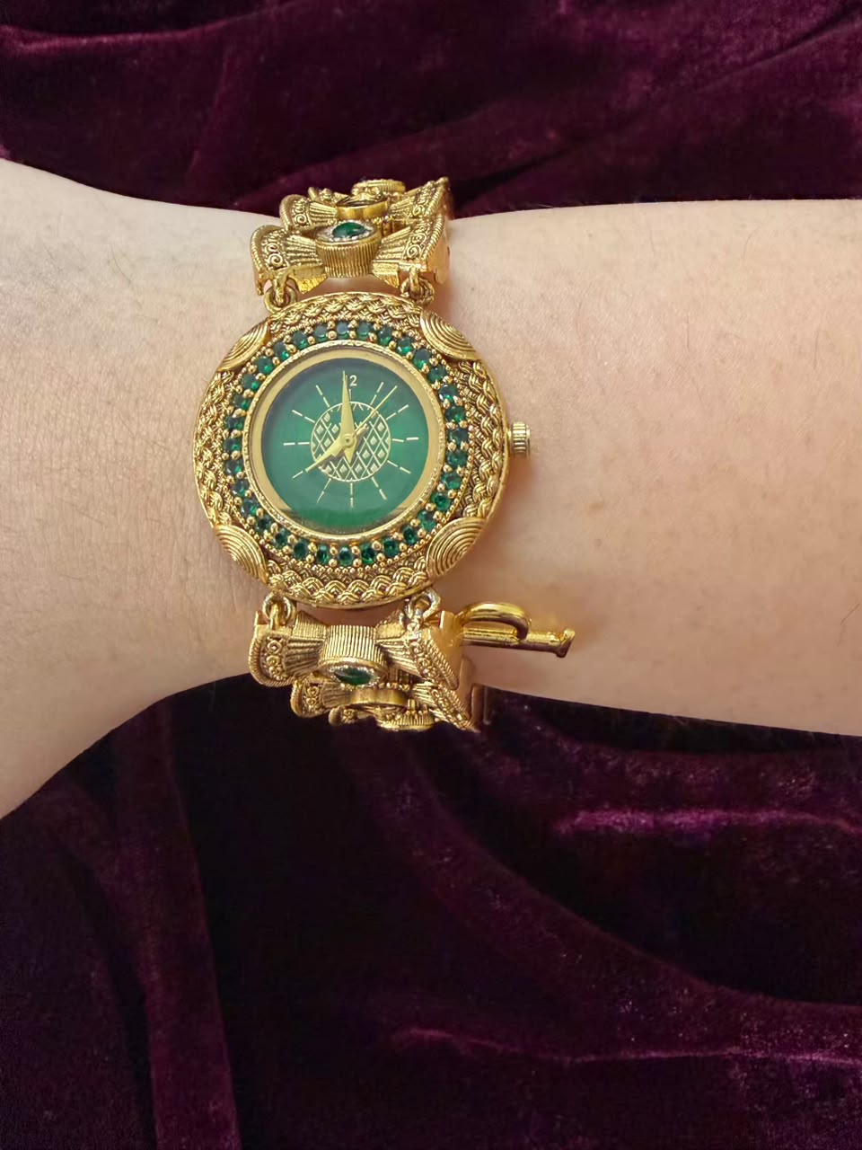 Zamrud Heritage Watch Rakhi in Premium Swarovski (Free Initial)