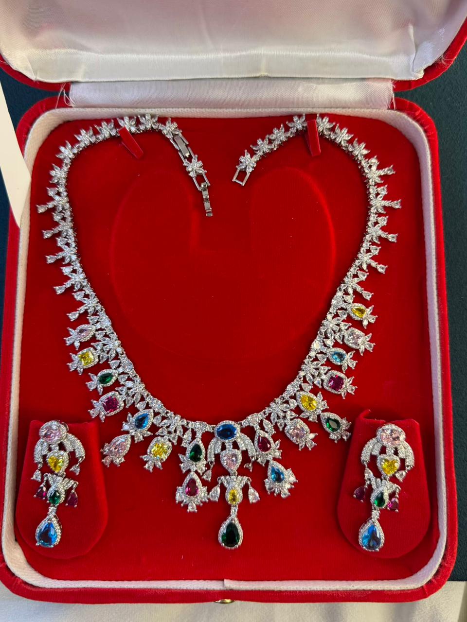 Queen Diamonds Necklace set in Rhodium Silver