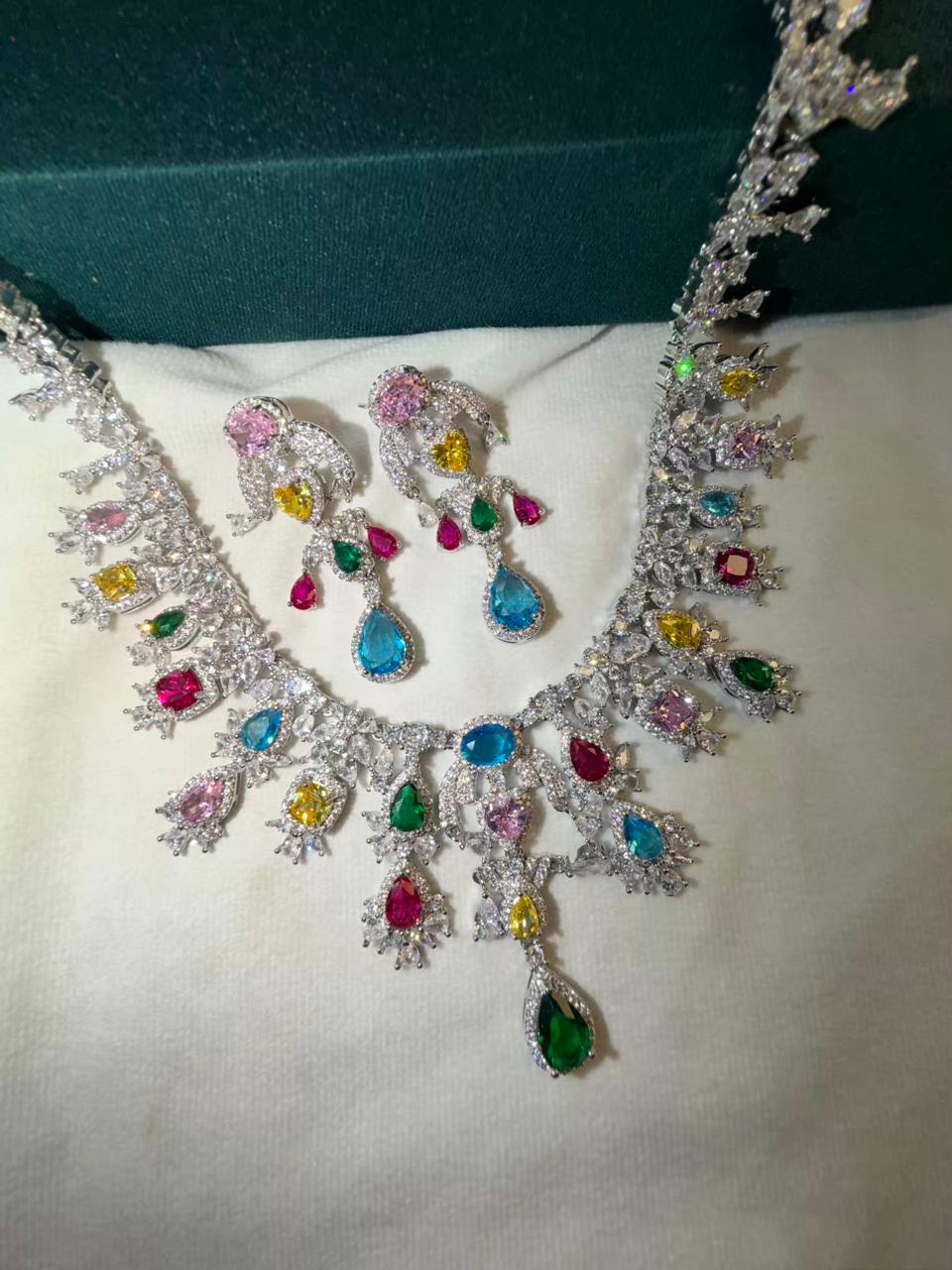 Queen Diamonds Necklace set in Rhodium Silver