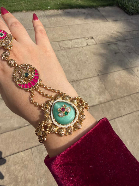 Nita Ambani Haath Phool Premium Work Royal Emerald Pink Antique Design Pair of Haath Phool