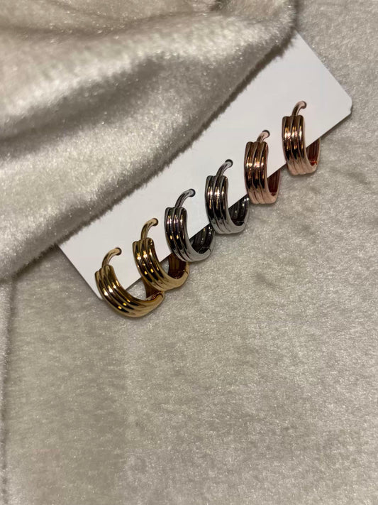 Multi Toned Thick Huggies Set Premium Earrings