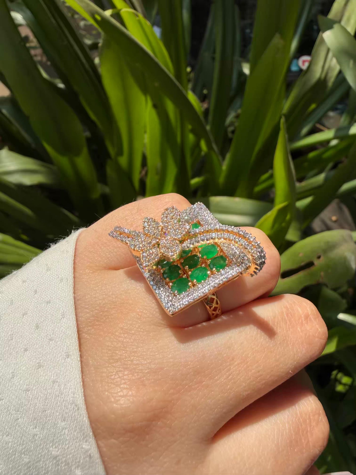 Emerald Crest Statement Silver Plated Ring