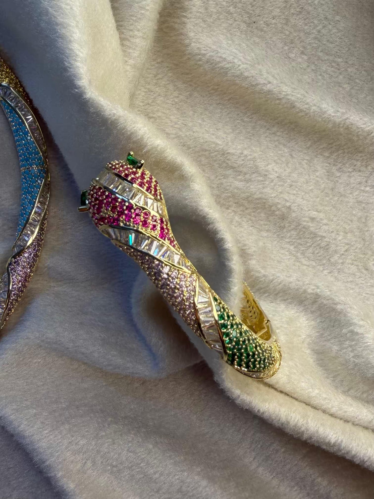 Serpentine Multicoloured Necklace, Bracelet, Earrings and Ring Full set Premium Gold Rhodium