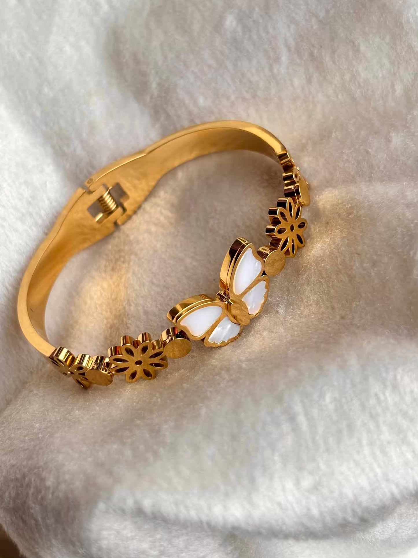 For Thin Wrist Floral Flutter Bangle 18K Gold plated Premium Bangle 2.2 - 2.4 Size