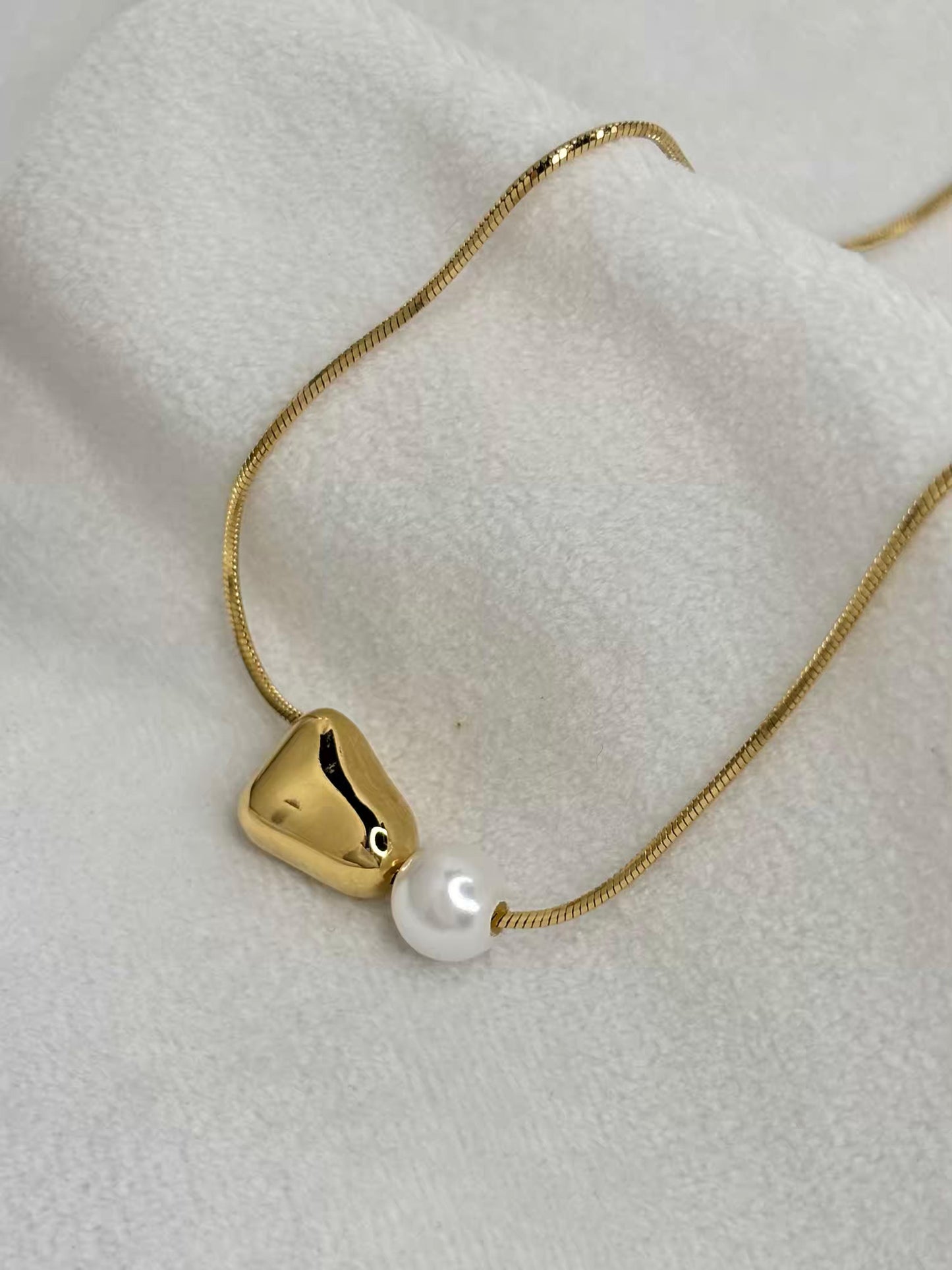 Pearl Heart Necklace 18K Gold Plated Premium Necklace