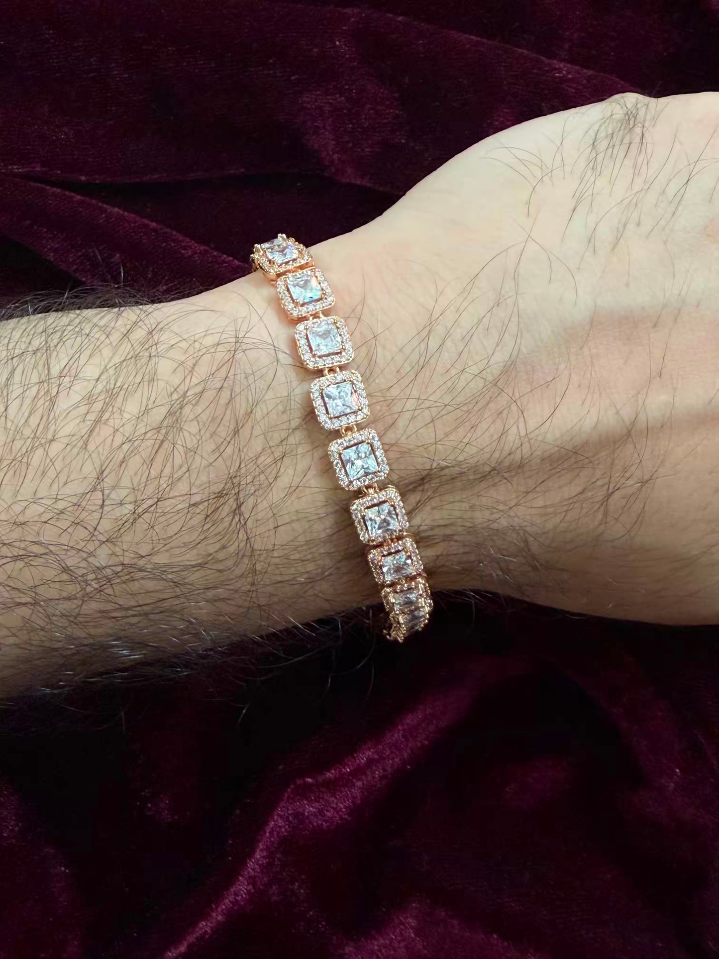 Luxe Diamond-Cut Men's Rakhi Bracelet