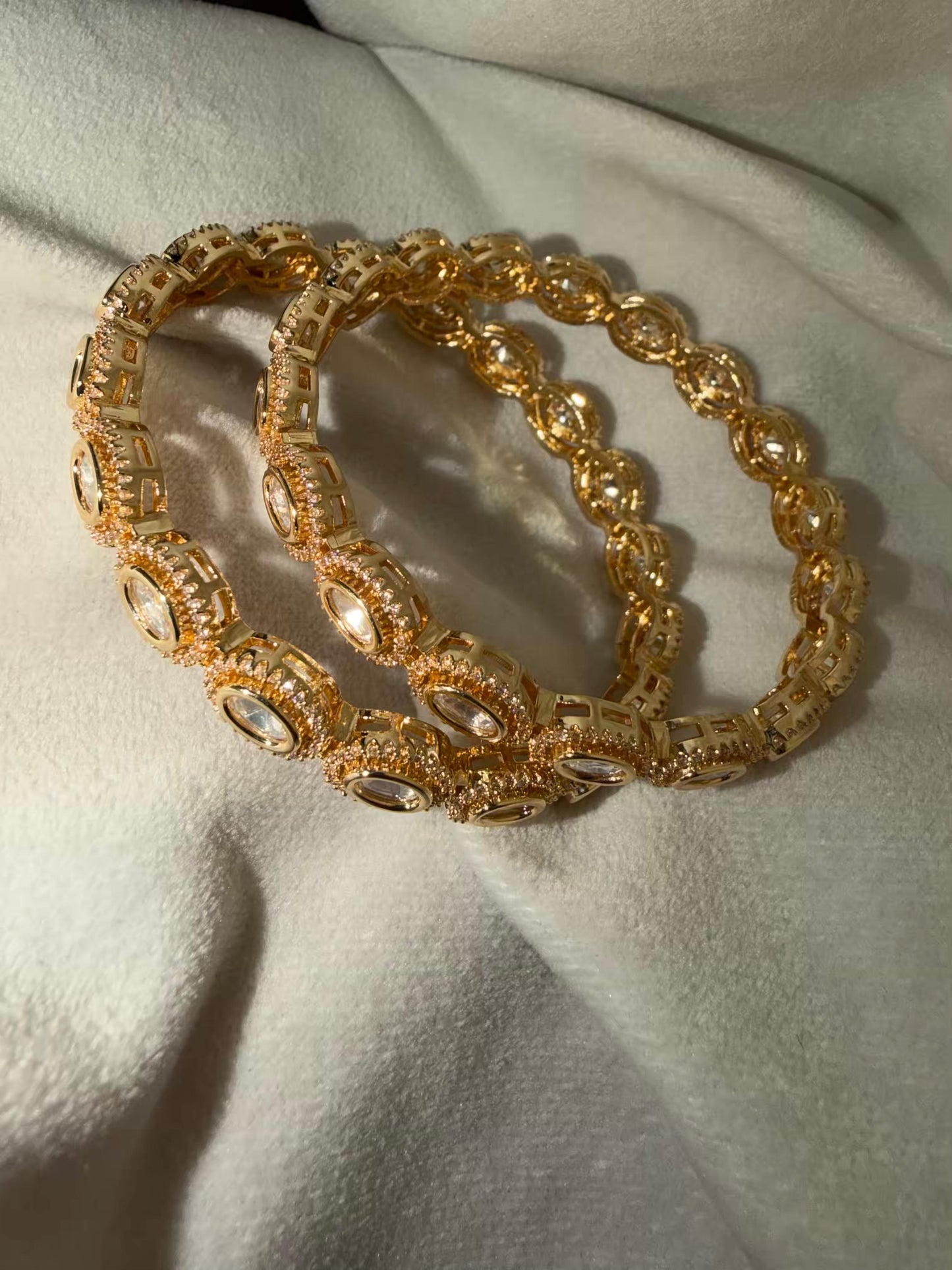 Premium Oval Kundan Stone Bangles 2.6Size