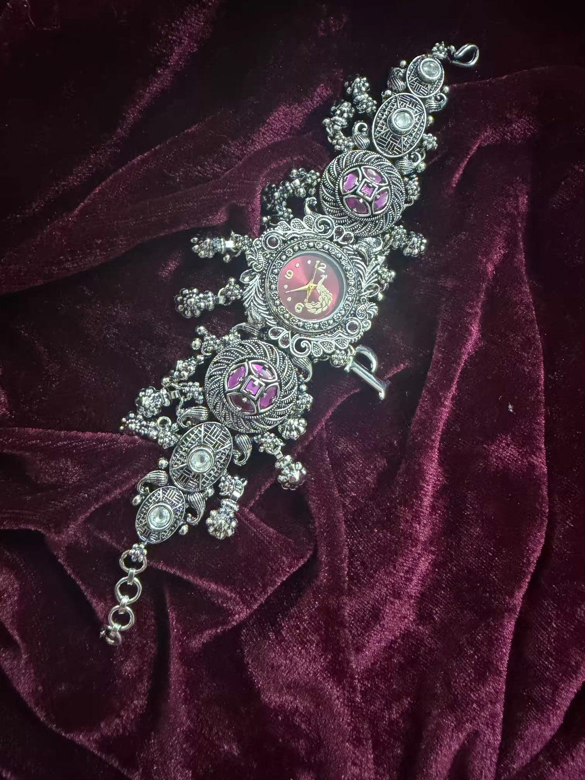 Viral Navratri Elegance Silver-Tone Navratri Oxidised Heritage Watch