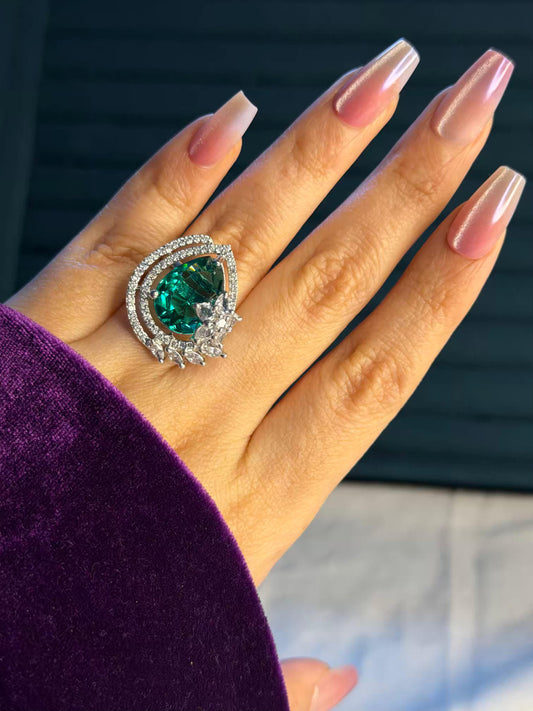 Emerald Seraphine Crest Silver Plated Premium Ring (Adjustable)