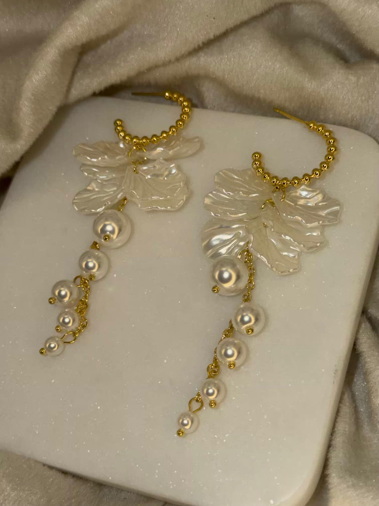 Golden And White Colour Elegant Gold Plated Earrings