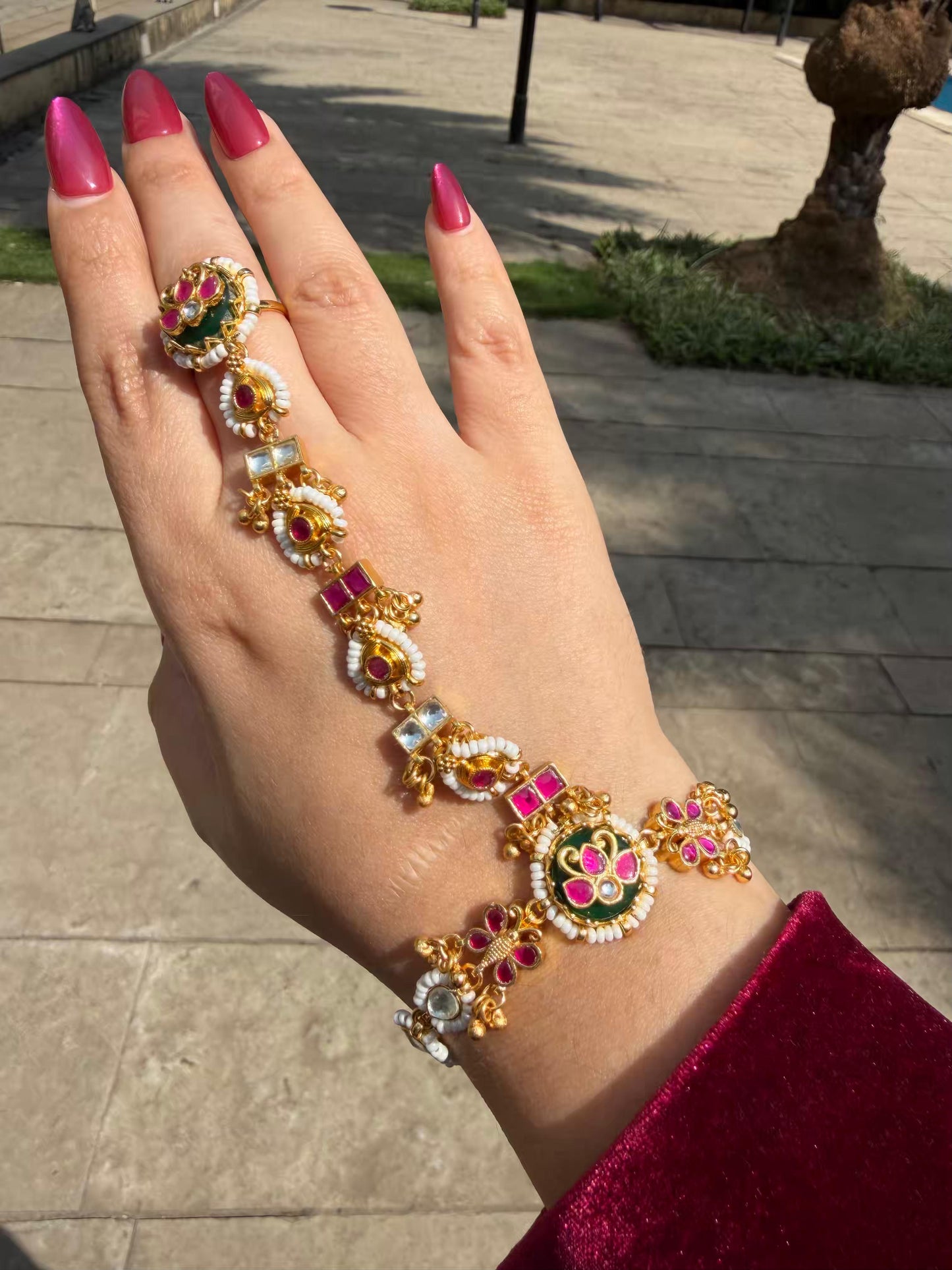 Nita Ambani Haath Phool Premium Work Pink Emerald Pearl Royal Chain Design Pair of Haath Phool