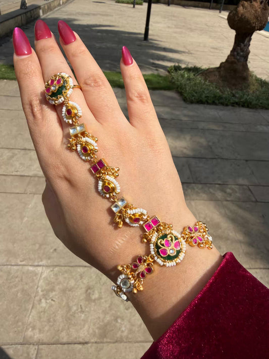 Nita Ambani Haath Phool Premium Work Pink Emerald Pearl Royal Chain Design Pair of Haath Phool