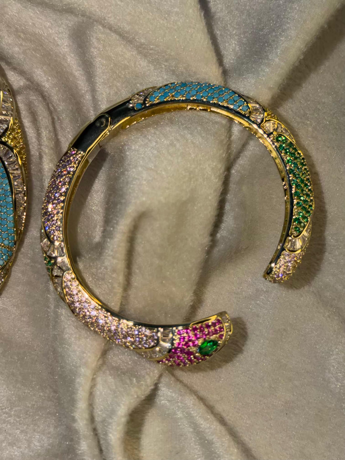 Serpentine Multicoloured Necklace, Bracelet, Earrings and Ring Full set Premium Gold Rhodium