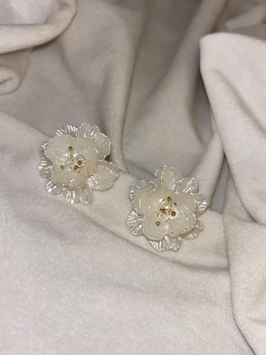 White Flora Earrings 18K Gold Plated Premium Earrings