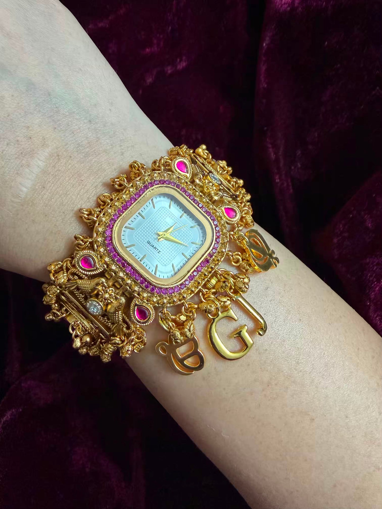 Rangrez Royale Heritage Watch Rakhi in Premium Swarovski (Free Initial)