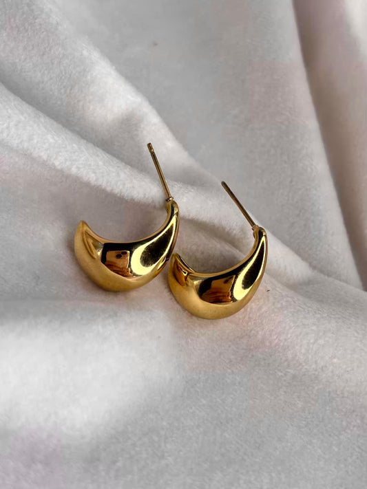 Golden Curve Ear Studds 18K Gold Plated Premium Earrings