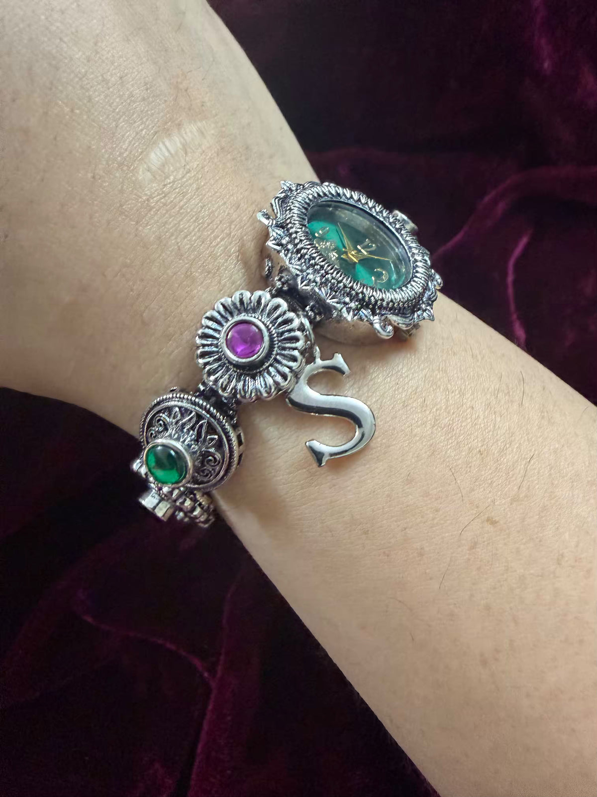 Regal Emerald Shringar Silver-Tone Navratri Oxidised Heritage Watch