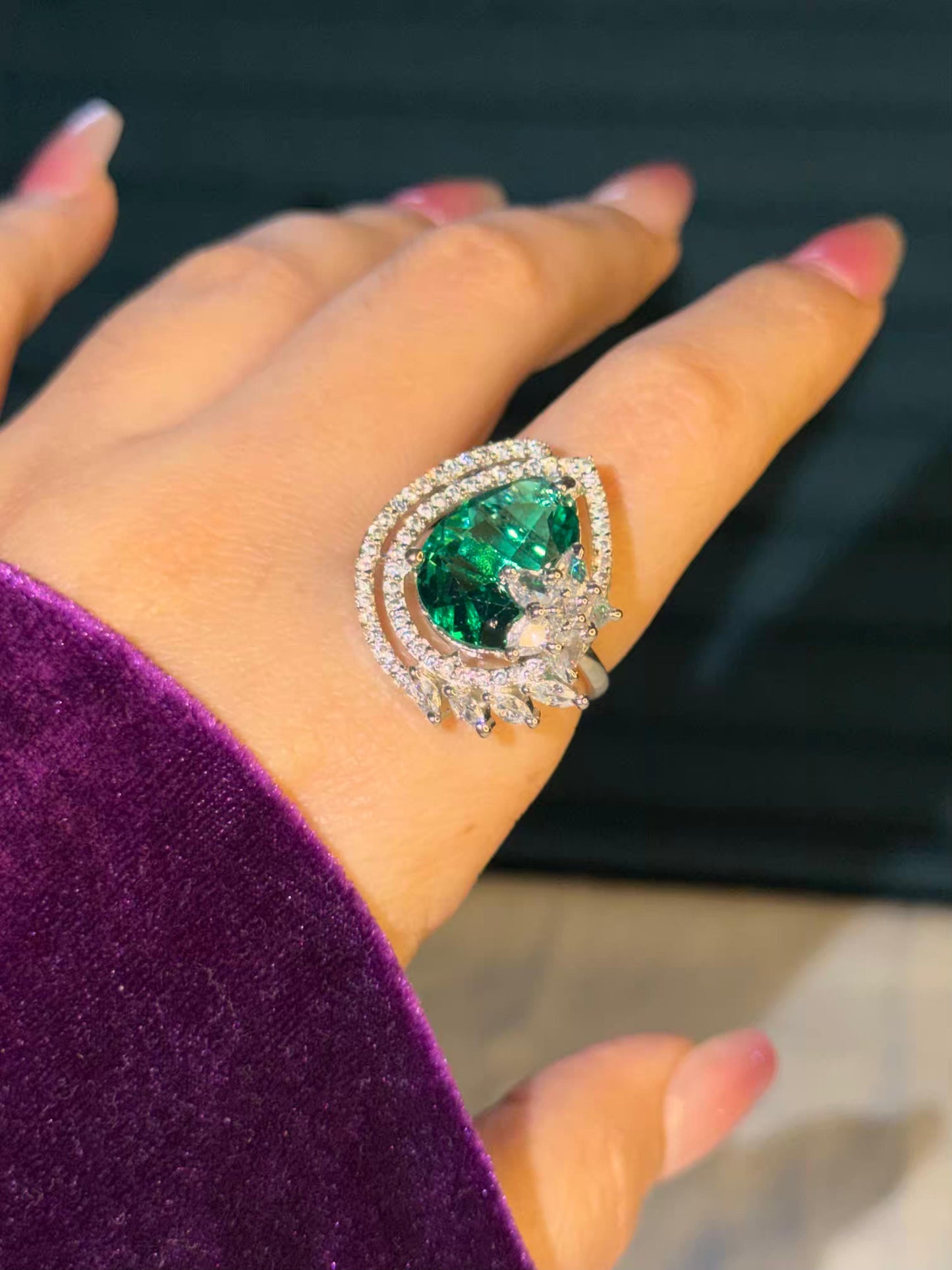 Emerald Seraphine Crest Silver Plated Premium Ring (Adjustable)