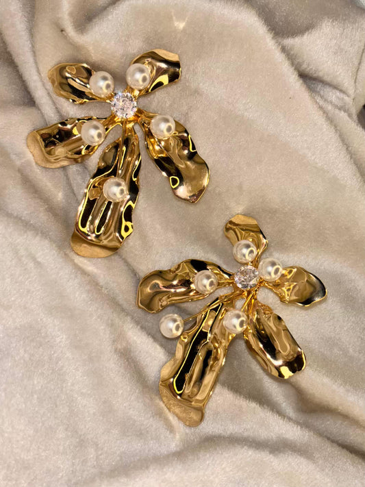Pearl Accent Gold Earrings 18K Gold Plated Premium Earrings