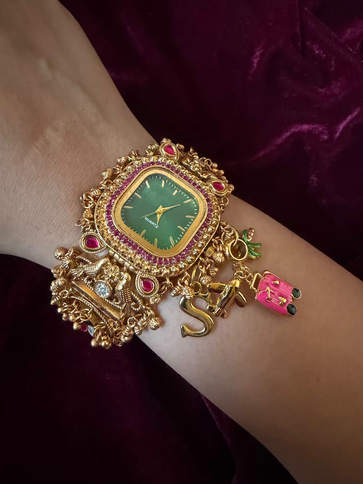 Emerald Royale Pineapple Charm Dial Maharani Watch Bracelet – Gold & Ruby Pink