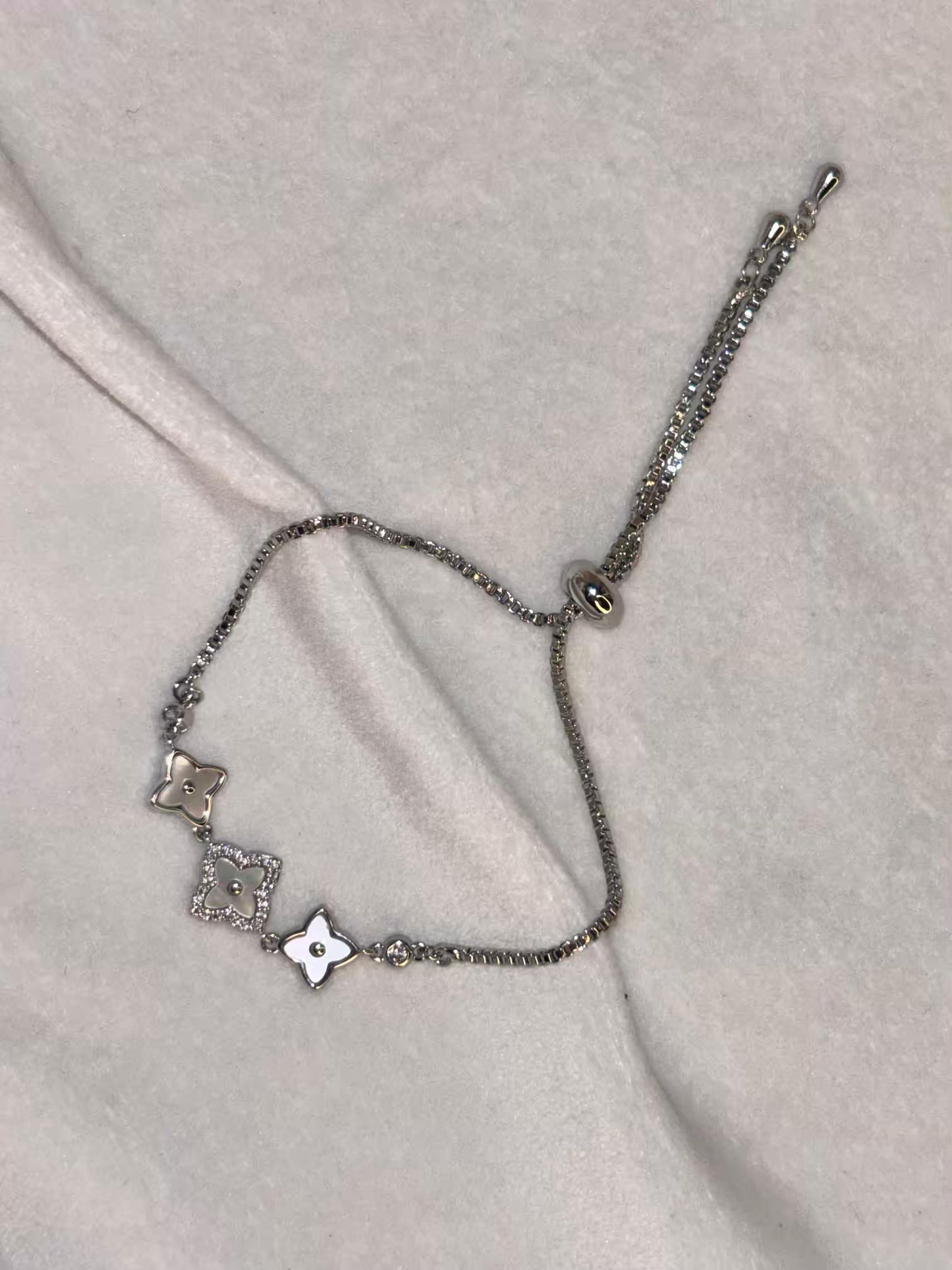 Silver Clovers Bracelet Silver Plated  Premium Adjustable Chain Bracelet