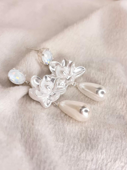 Crystal Flowers Dangle Earrings Silver Plated Earrings Premium Earrings