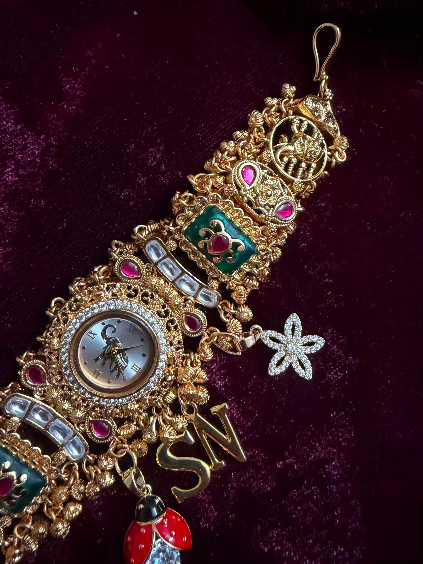 Bee Floral Emerald Meenakari Round Dial Luxury Watch Rakhi (Free Initial)