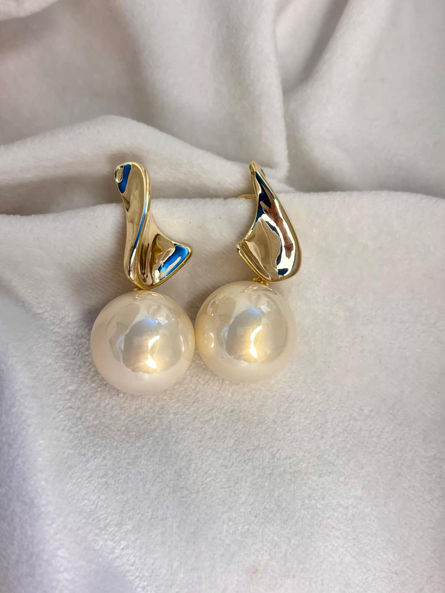 Chunky Pearl Dangle Earrings 18K Gold Plated Premium Earrings