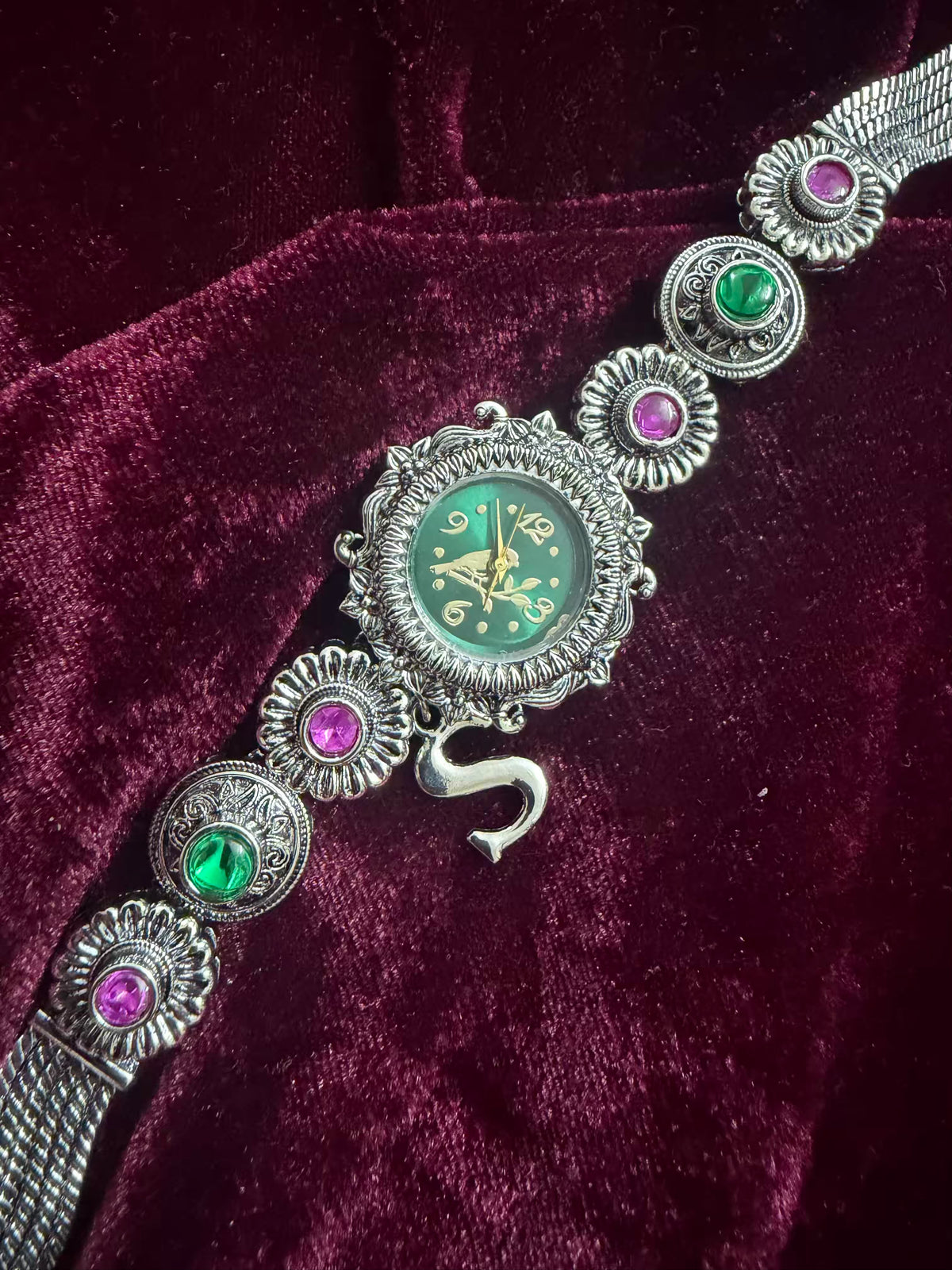 Nazakat Emerald Bloom Silver-Tone Navratri Oxidised Heritage Watch