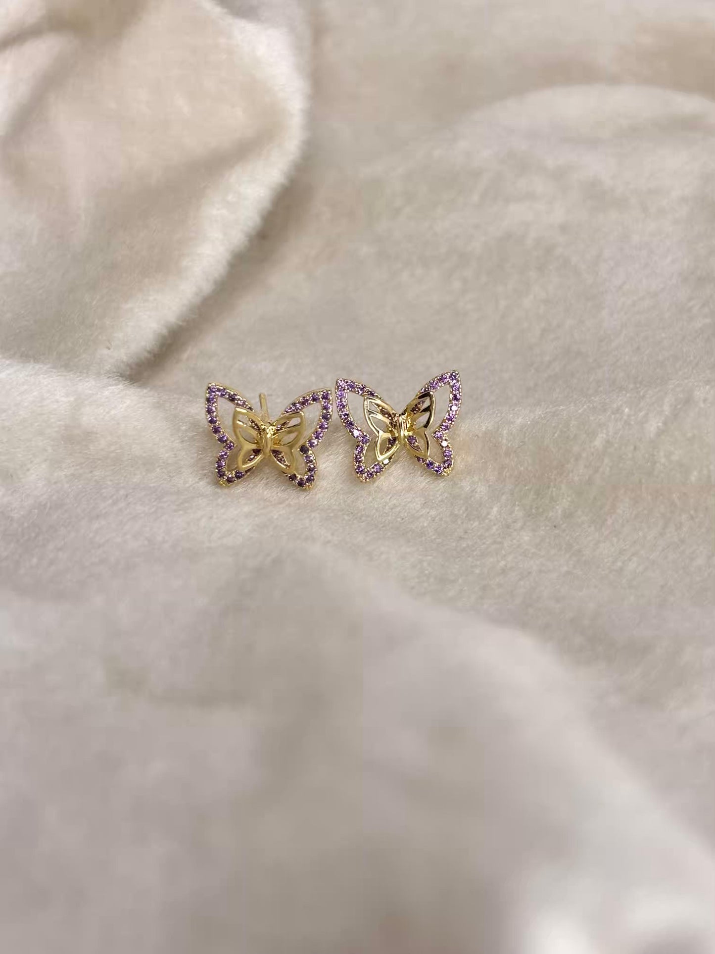 Silky Flutter Earrings 18K Gold Plated Premium Earrings